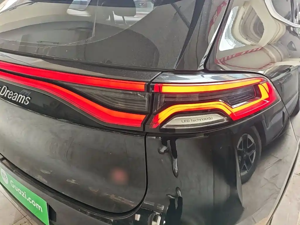 BYD Tang 2020 2019 2.0T Automatic Smart Connect Delight 7-seater China VI
