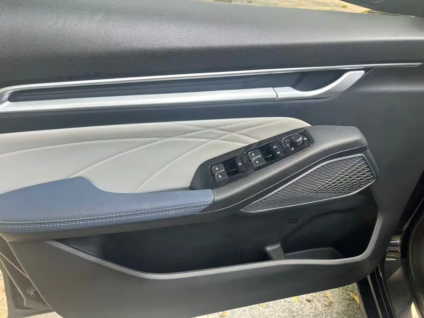 Geely Emgrand L 2022 2022 1.4T CVT Flagship