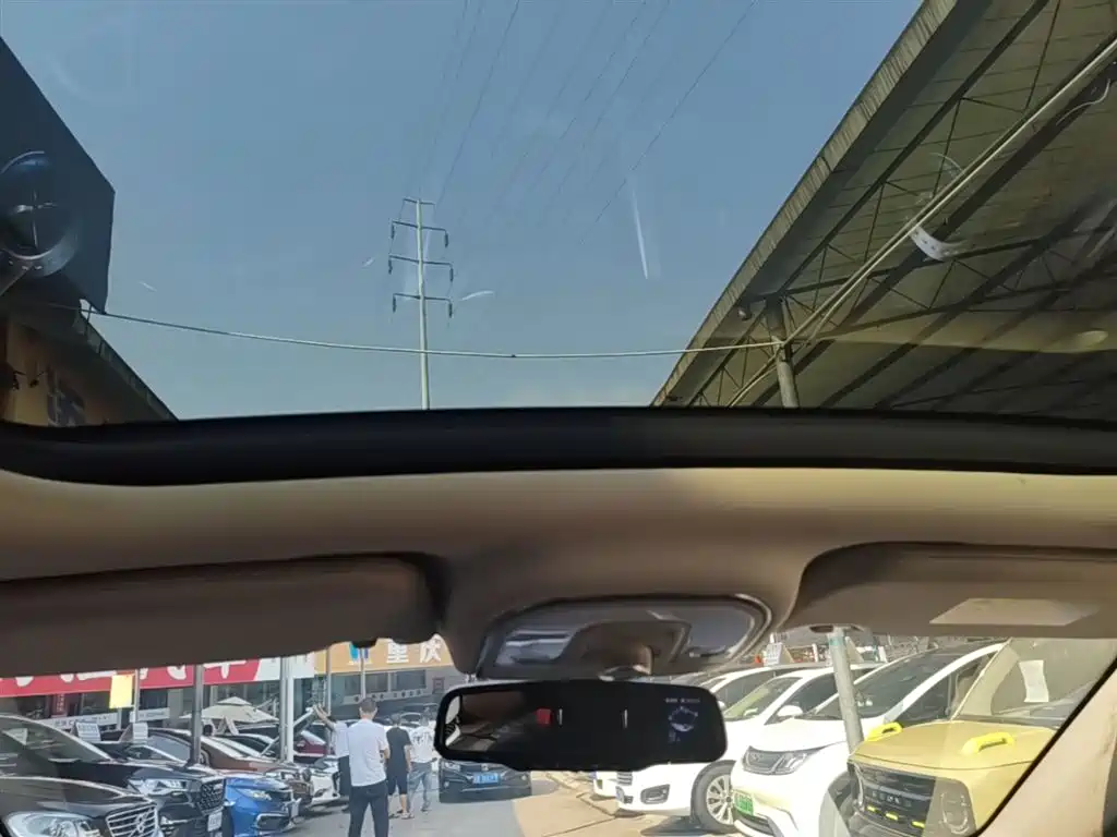 BYD Yuan New Energy 2019 EV360 Smart Connect Premium Edition фото 18