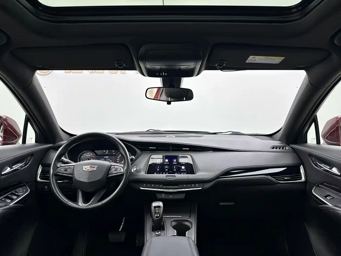 Cadillac XT4 2018 Model 28T 2WD Technology фото 3