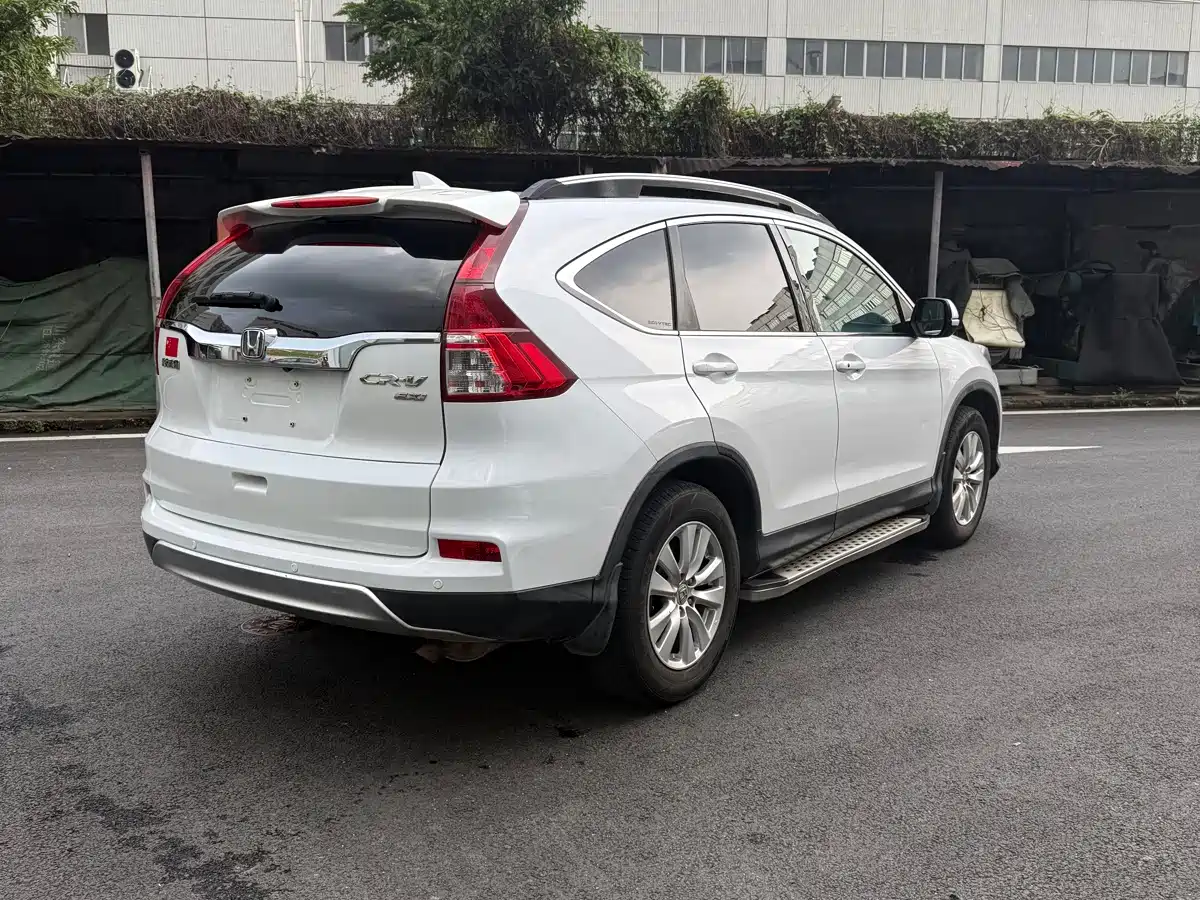 Фото 6 - Honda CR-V