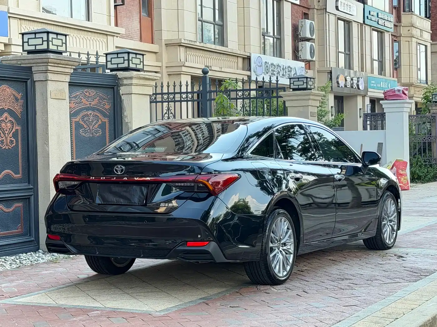 Toyota Avalon 2024 2.0L Luxury Edition фото 9