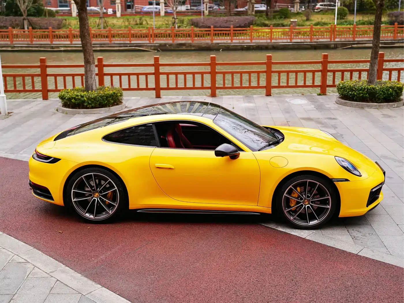 Porsche 911 2020 Carrera 3.0T фото 7