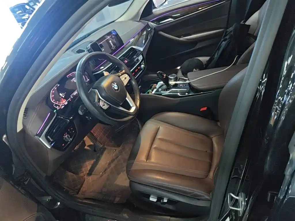 BMW 5 Series 2020 525Li Luxury Package фото 15
