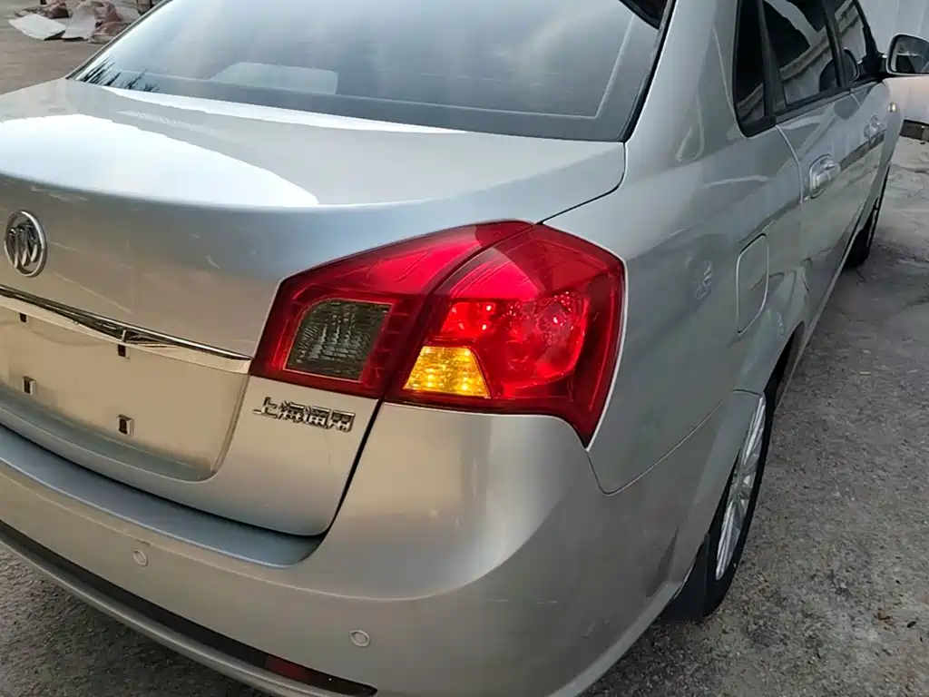 Photo 8 - Buick Excelle