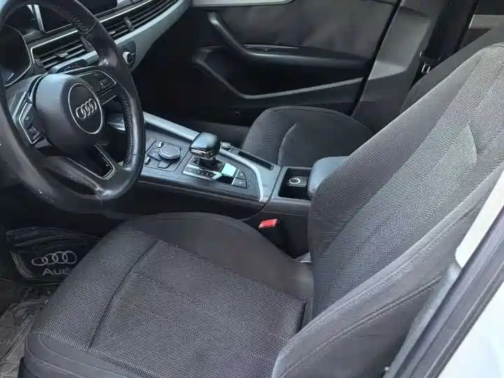 Audi A4L 2017 Plus 40 TFSI Progressive фото 7