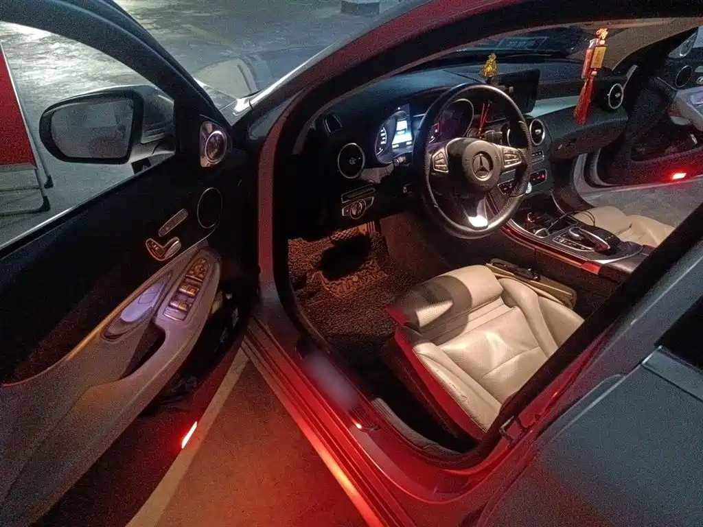 Mercedes-Benz C-Class 2015 C 200 L Sport фото 14