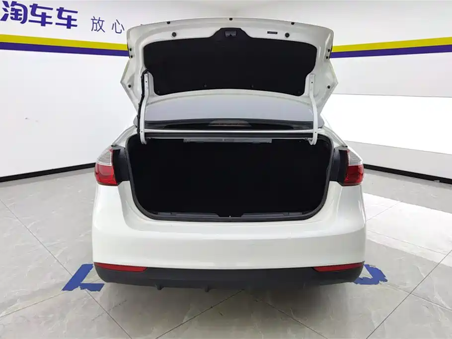 Kia K3 2016 1.6L Automatic GL фото 4