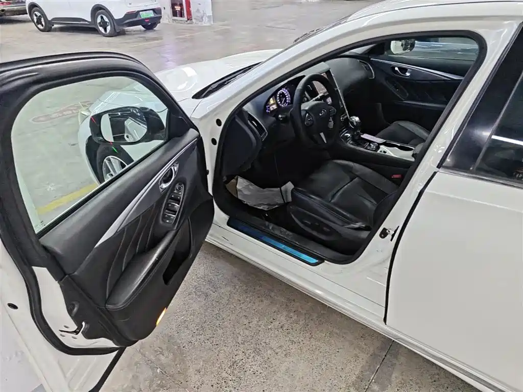 Infiniti Q50L 2017 2016 Model 2.0T Joy Edition