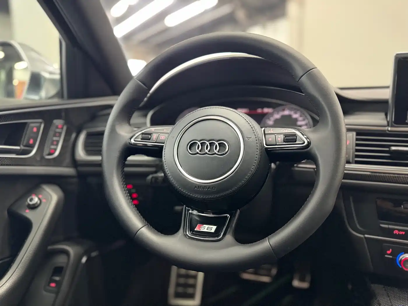 Audi S6 2013 S6 4.0TFSI фото 11