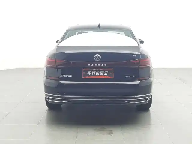 Volkswagen Passat 2022 330TSI Luxury Edition — фото 4