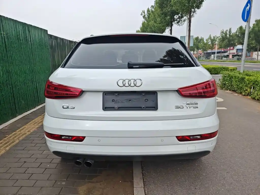 Фото 4 - Audi Q3