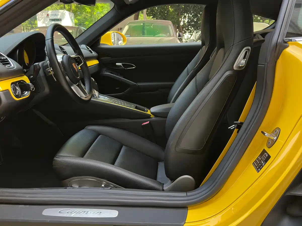 Porsche 718 2018 Cayman 2.0T фото 10