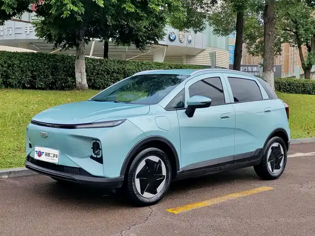 Geely Geometry E Firefly 301km, Звёздный свет