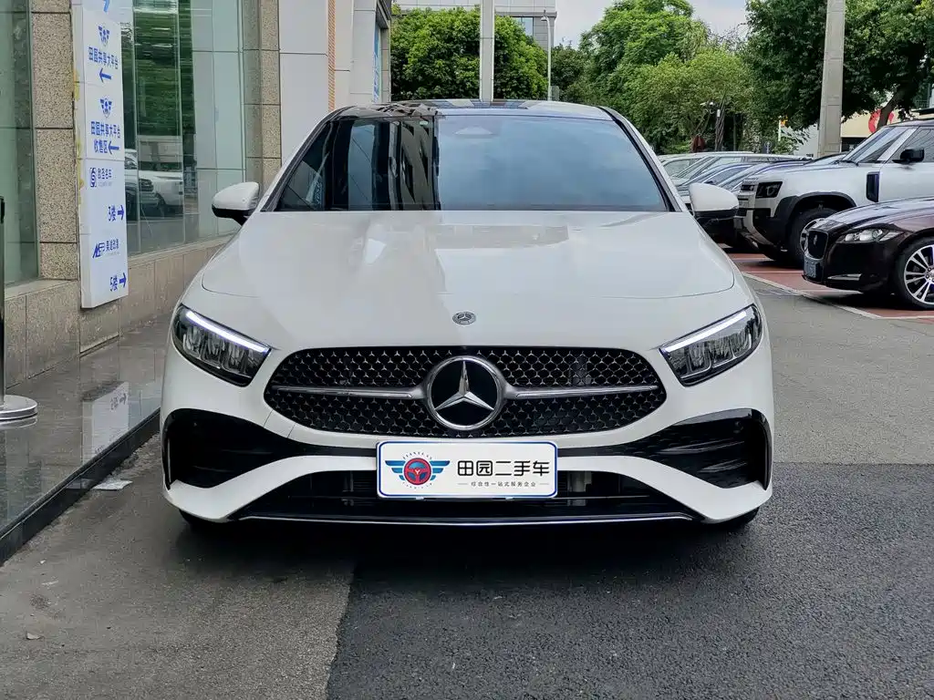 Mercedes-Benz A-Class 2024 2024 A 200 L Fashion Edition