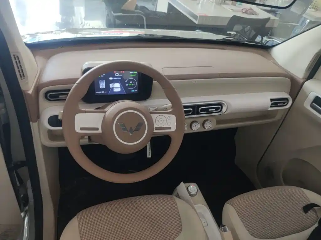 Wuling Motors Hongguang MINIEV 2026 2024 3rd Generation 215km Youth Edition