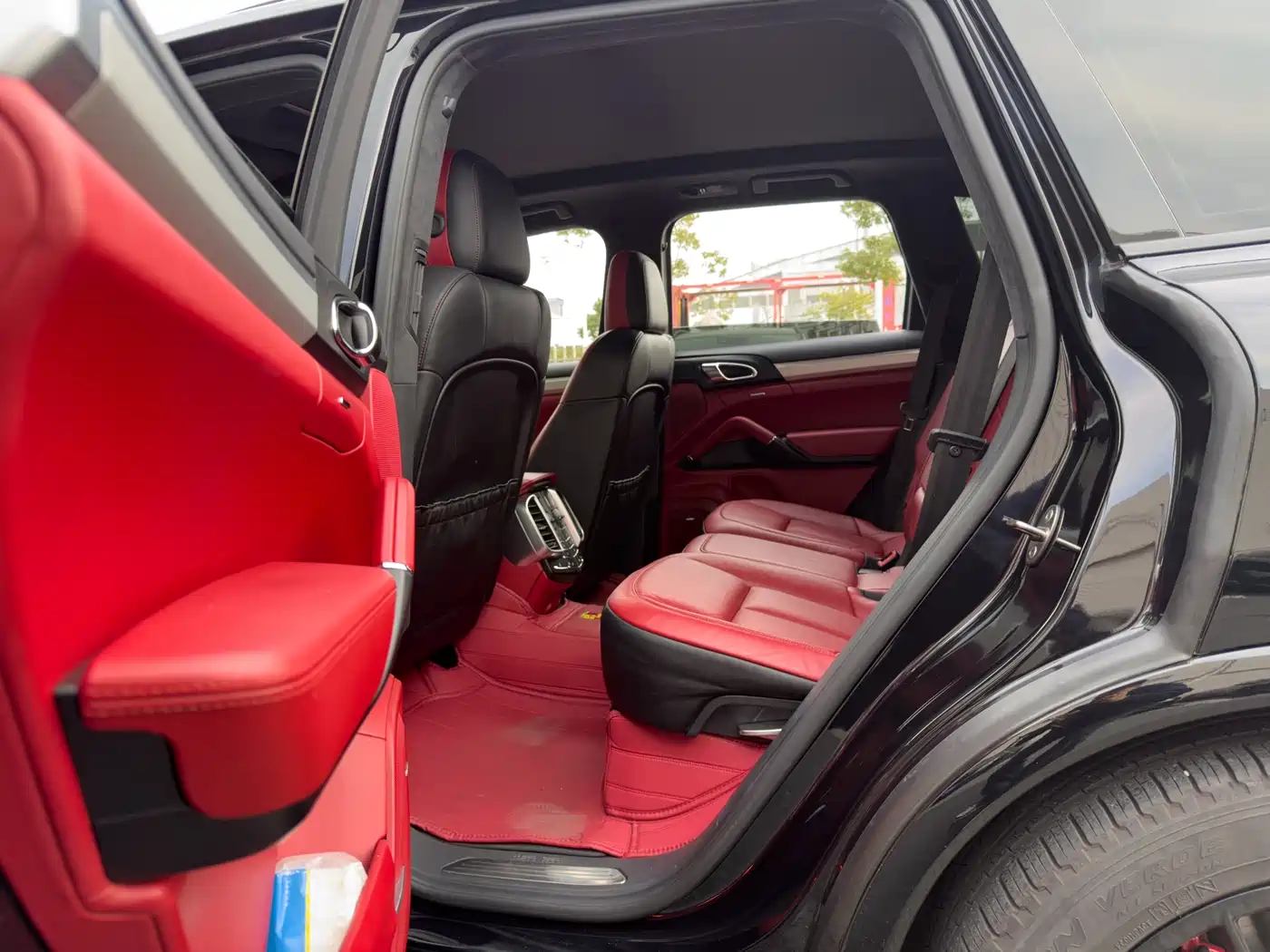 Porsche Cayenne 2016 Cayenne GTS 3.6T фото 20