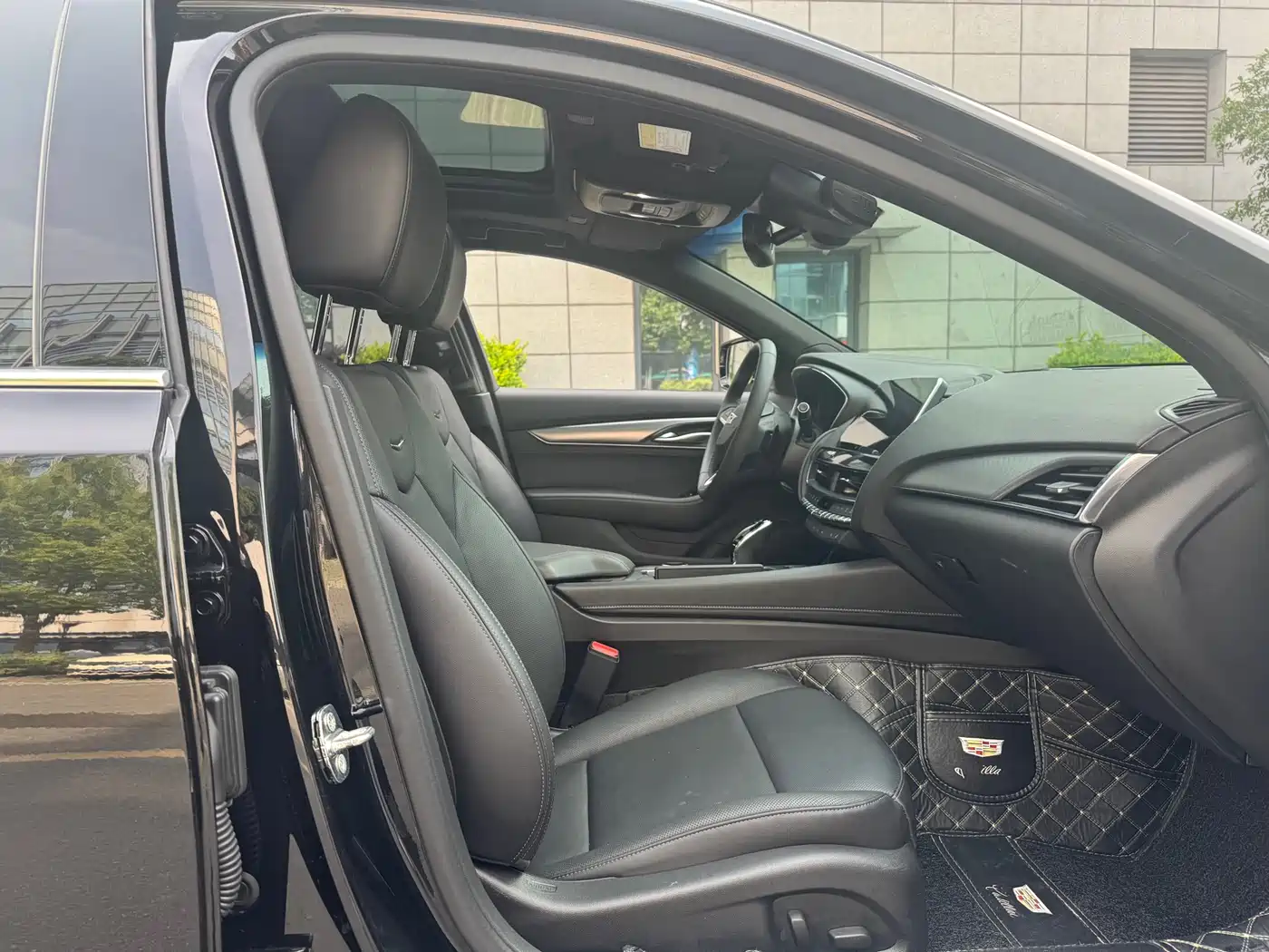 Cadillac CT5 2023 28T Luxury Style (Standard Edition) фото 9