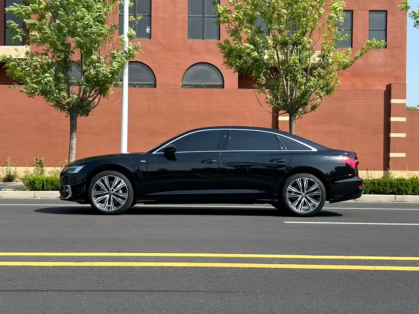 Audi A6L 2022 45 TFSI quattro Premium Dynamic фото 4