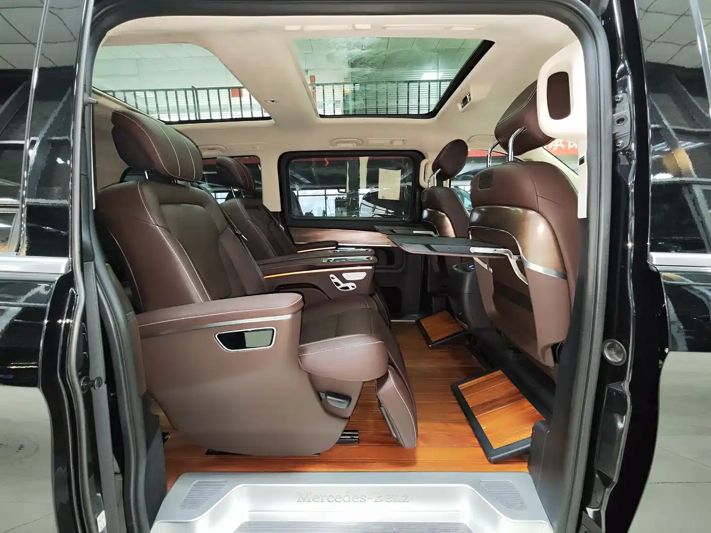 MERCEDES-BENZ V CLASS