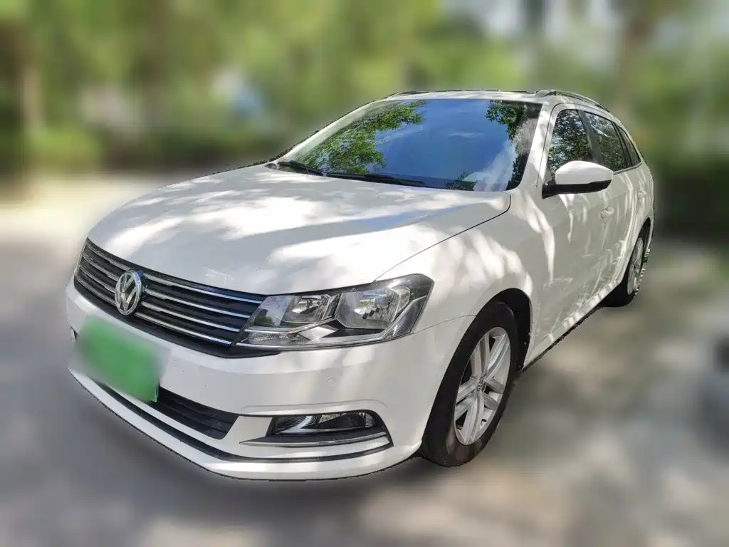 Photo 1 - Volkswagen Lavida Tour