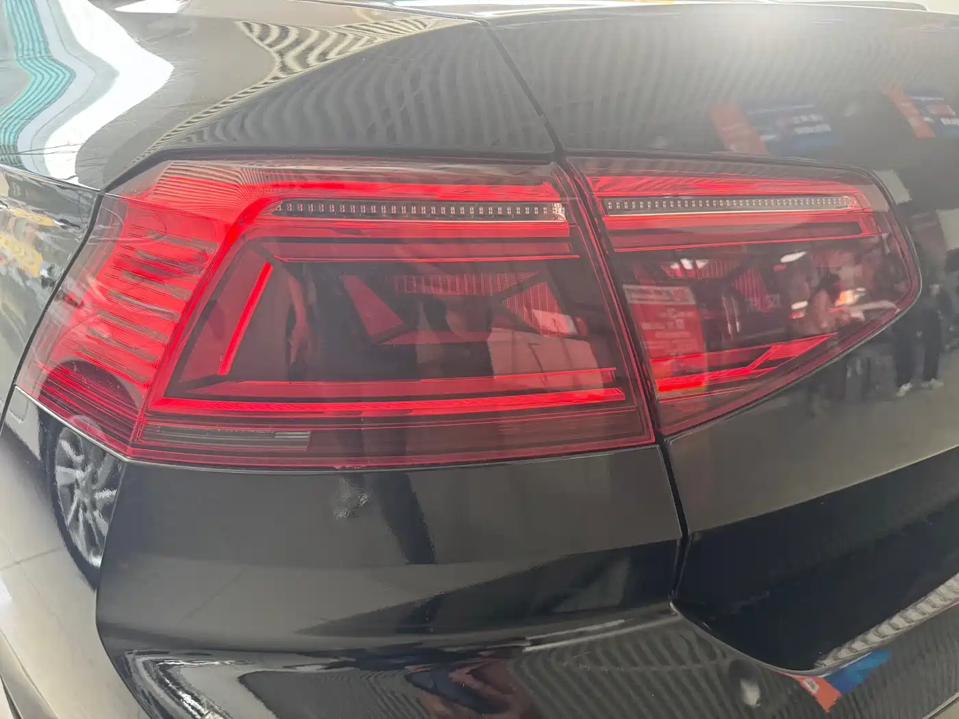 Volkswagen Magotan 2020 330TSI DSG Luxury фото 6
