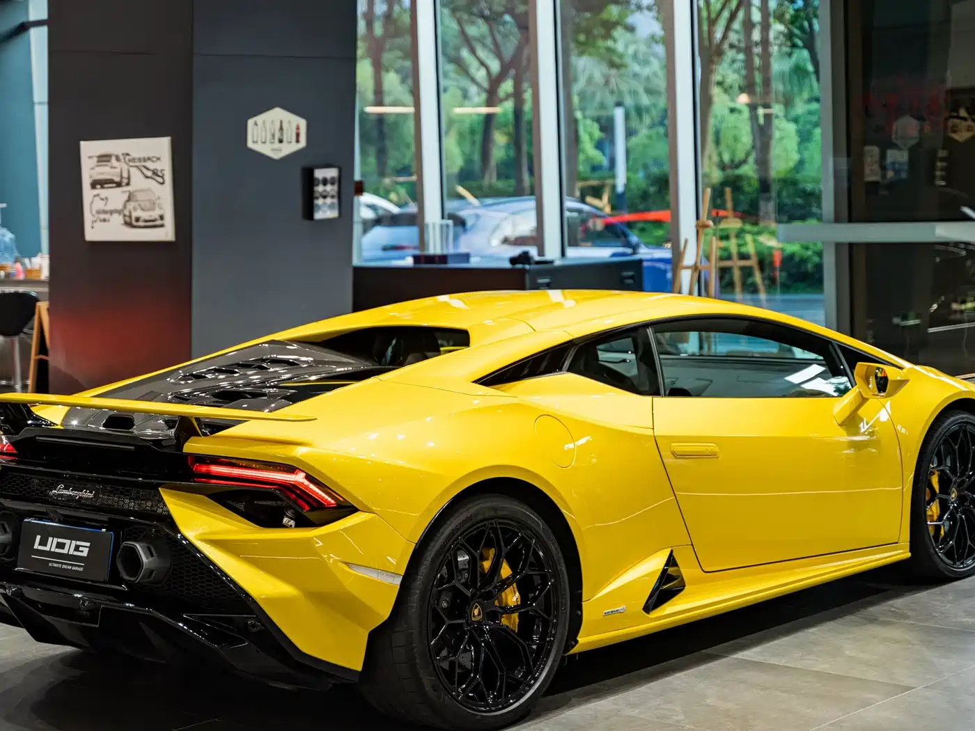 Lamborghini Huracán 2023 Huracán Tecnica фото 14