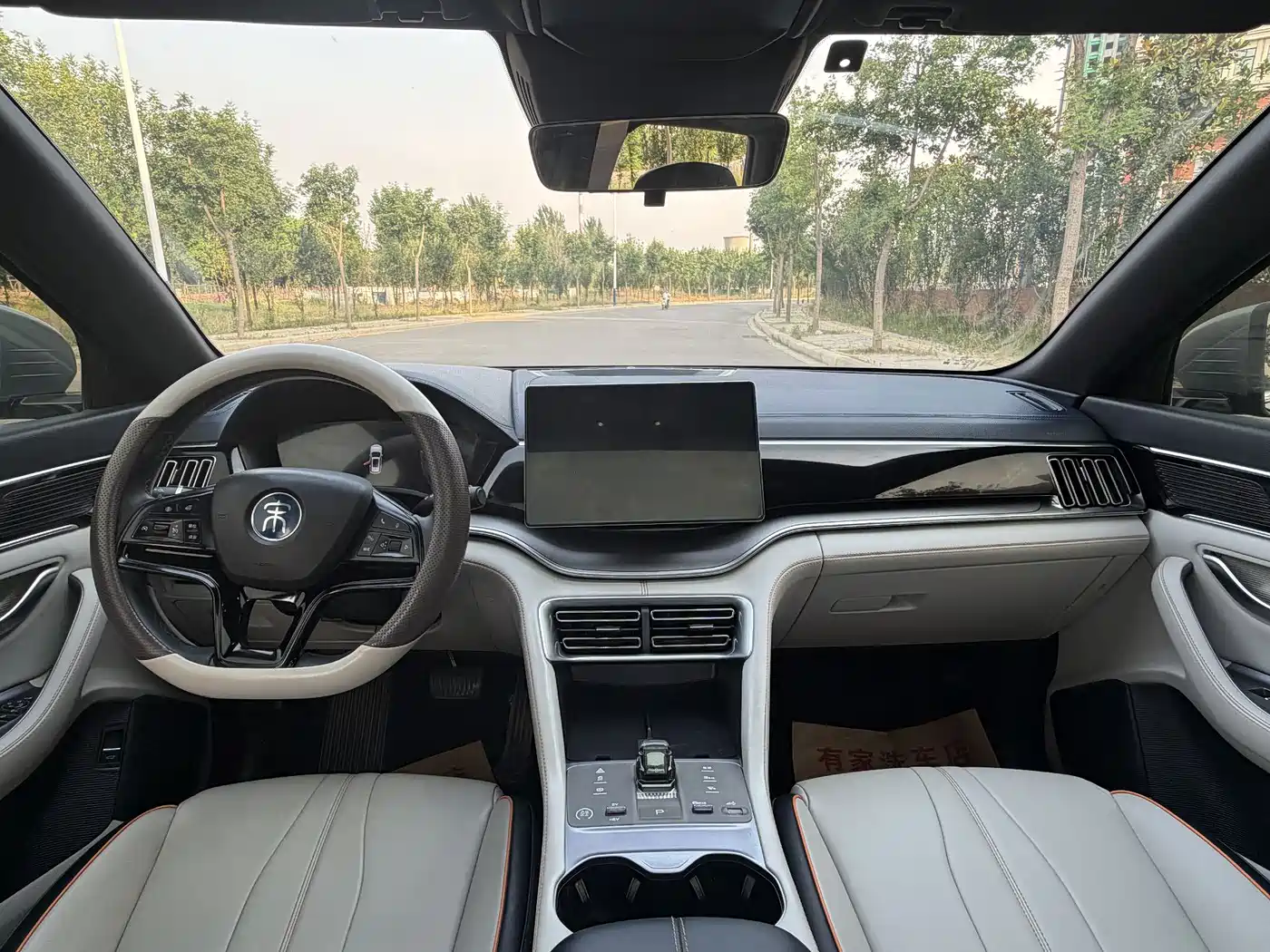 BYD Song PLUS PHEV 2024 Glory Edition DM-i 110km Flagship PLUS фото 9