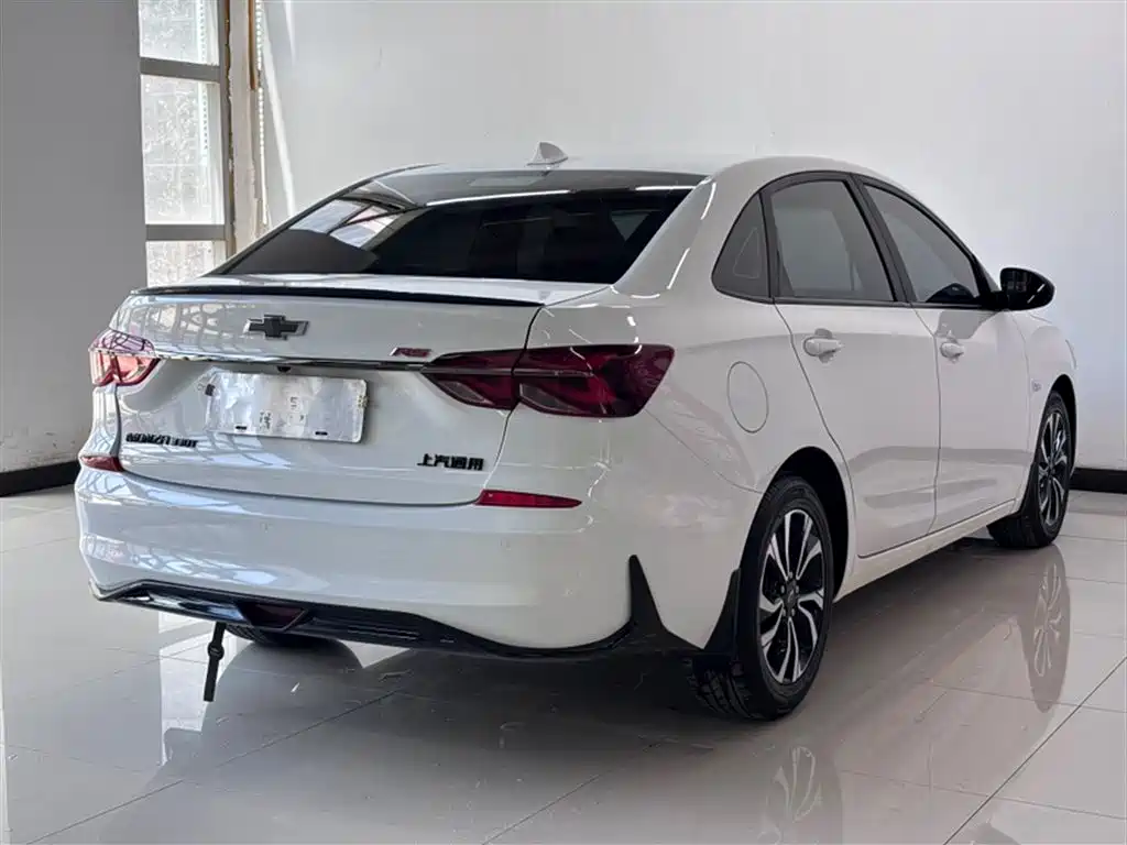 Chevrolet Monza 2020 Mild Hybrid RS 330T Automatic Smooth Edition фото 8
