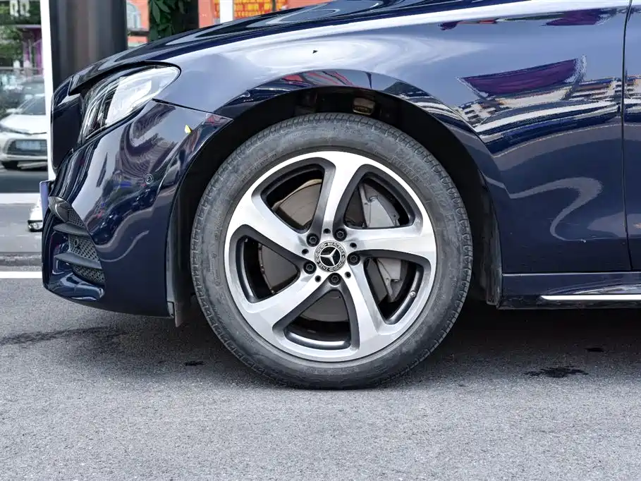 Mercedes-Benz E-Class 2019 Facelift E 300 L Sport Fashion фото 5