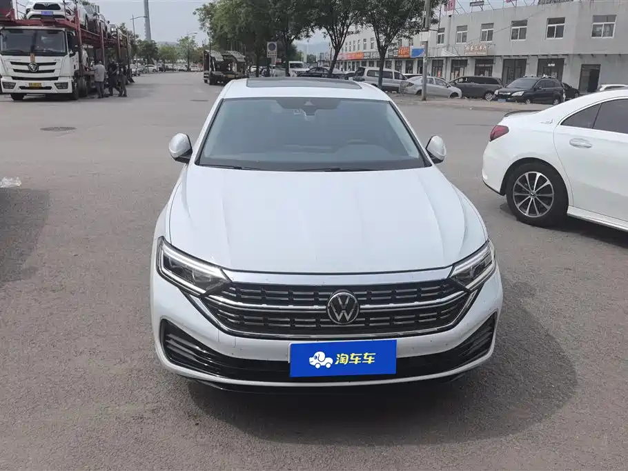 Volkswagen Sagitar 2023 300TSI DSG Surpassing Edition фото 2