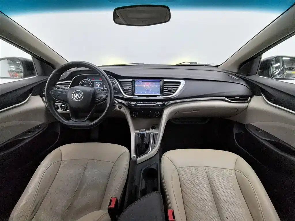 Buick Excelle 2015 15N Manual Elite фото 5