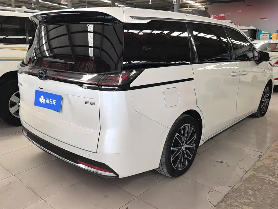 GAC Trumpchi Trumpchi E8 2024 Glory Series 2.0L Smart Edition фото 3