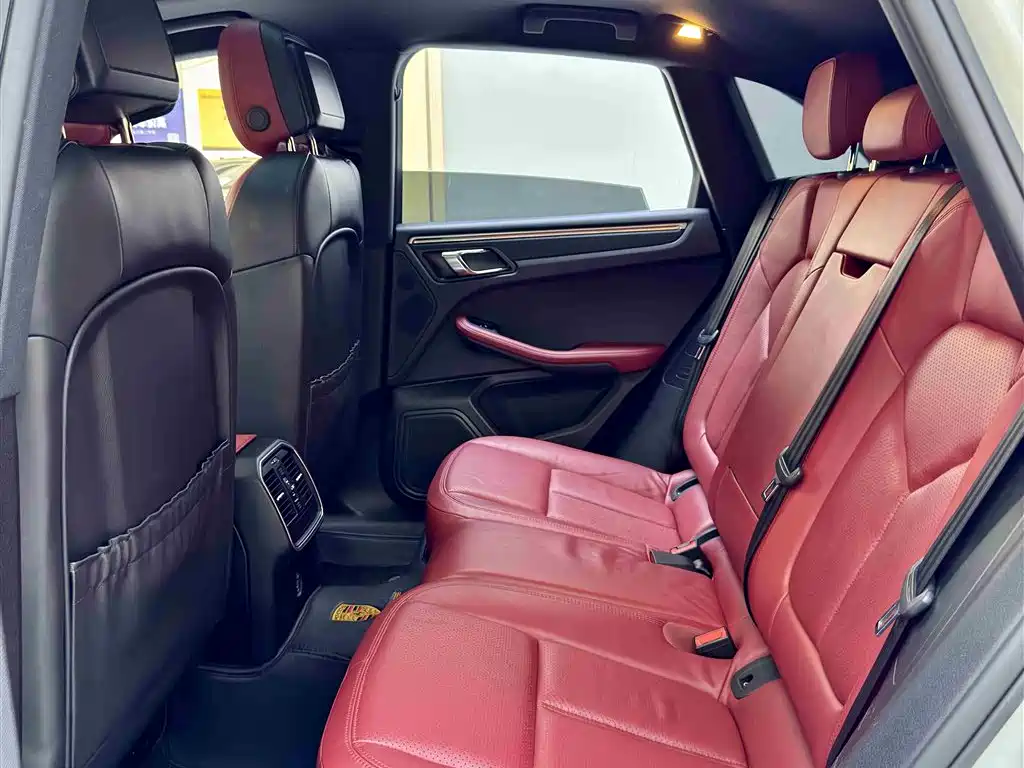 Porsche Macan 2017 Macan 2.0T фото 6