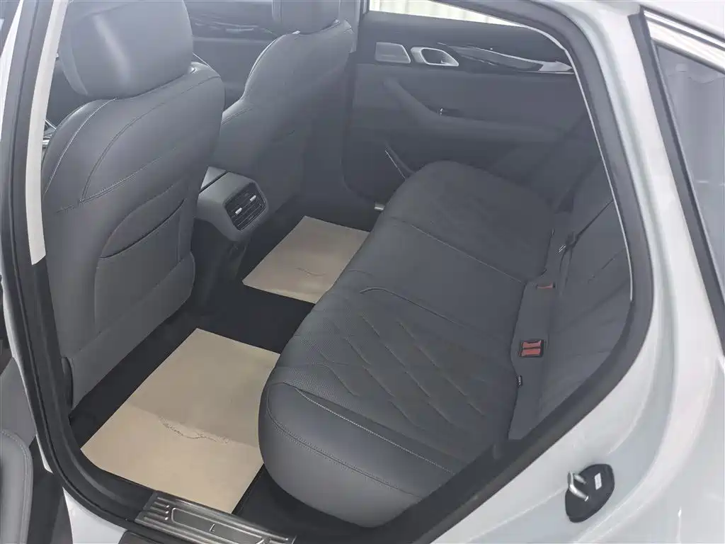 Geely Galaxy Galaxy A7 2025 2025 EM-i 70km Explorer Edition
