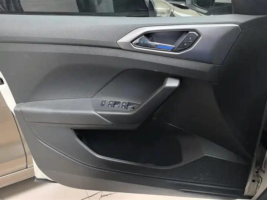Volkswagen T-Cross 2019 280TSI DSG Luxury Edition фото 7