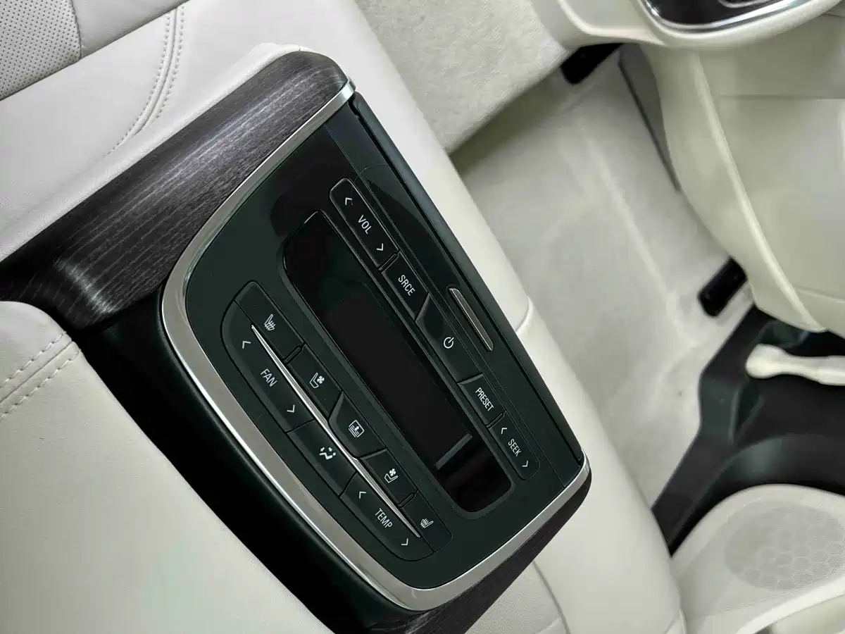 Buick LaCrosse 2020 Avenir Flagship фото 8