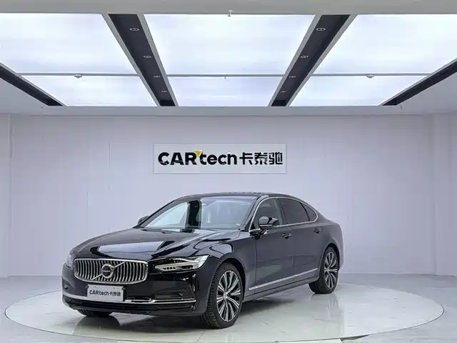 Volvo S90 2025 B5 Elegance Luxury Edition