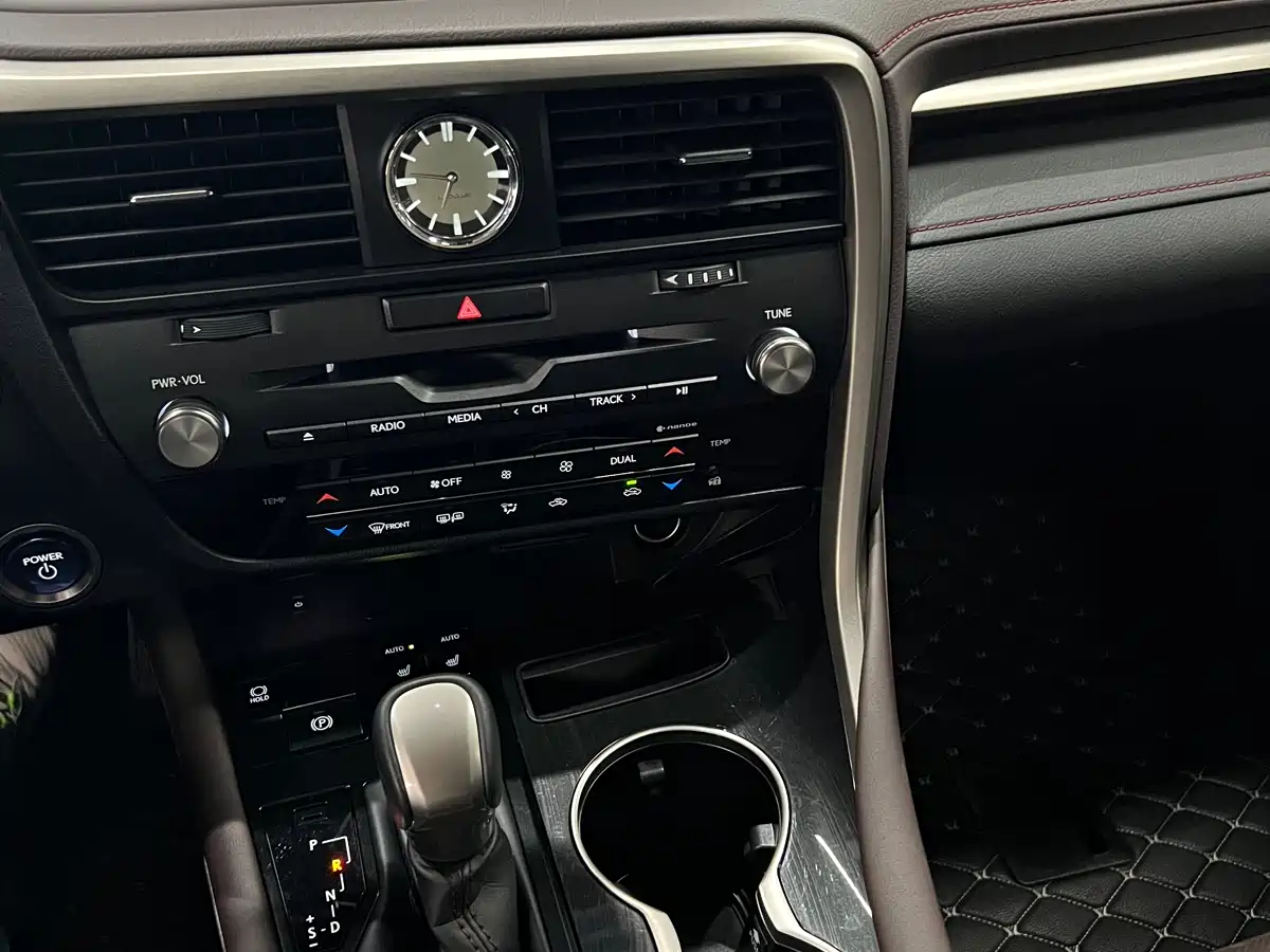 LEXUS RX