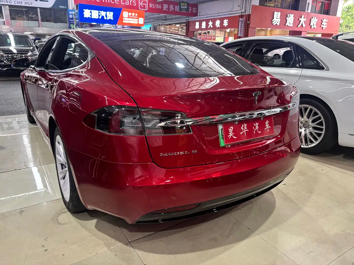 Tesla Model S 2019 2017 Model S 75D Standard Range