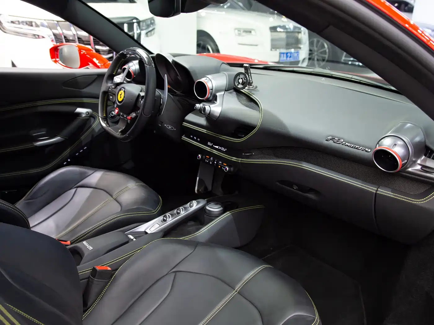 2023 Ferrari F8