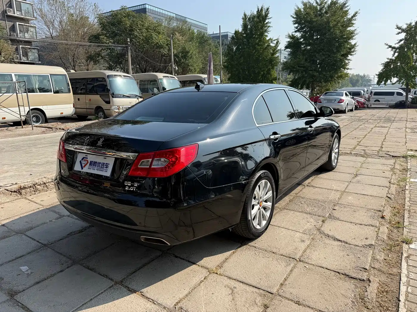 Hongqi H7 2015 2015 2.0T Luxury
