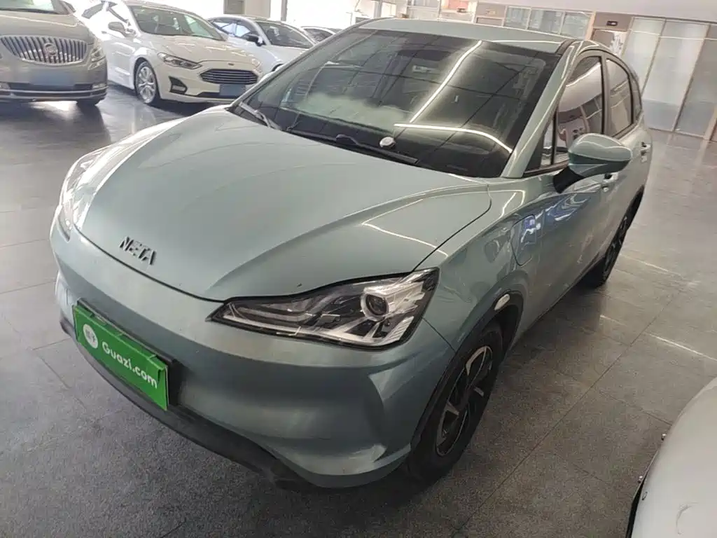 Nezha Auto Nezha V 2021 Standard Range Entertainment Edition