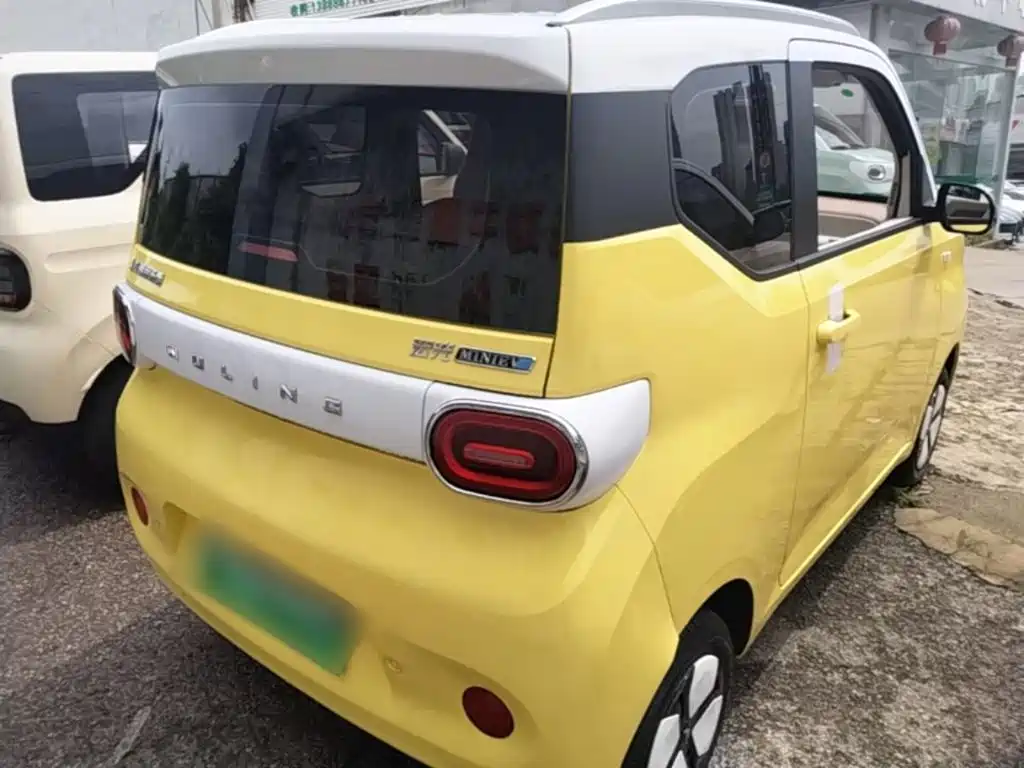 Фото 7 - Wuling Motors Hongguang MINIEV