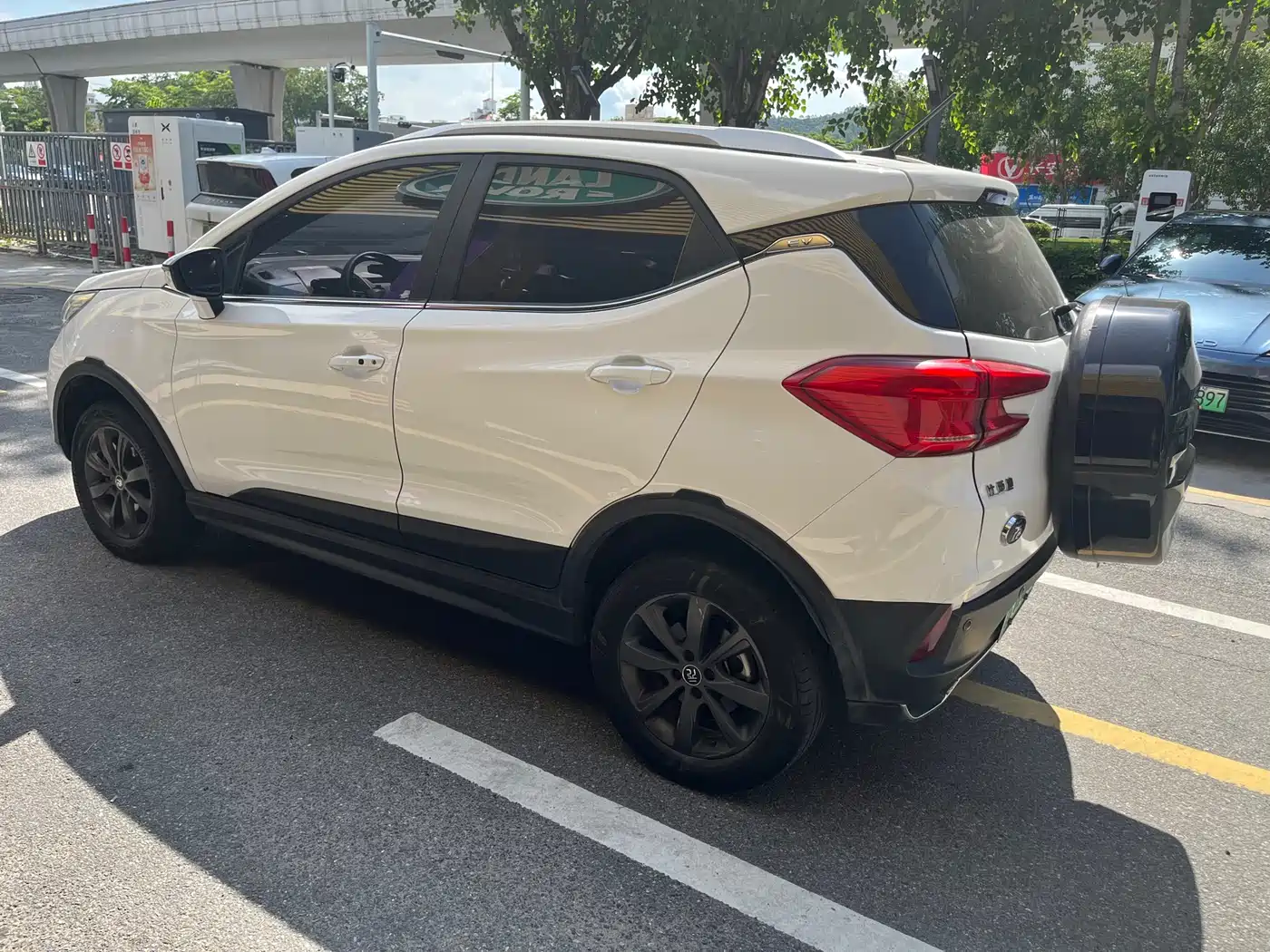BYD Yuan New Energy 2019 EV360 Smart Connect Edition фото 5