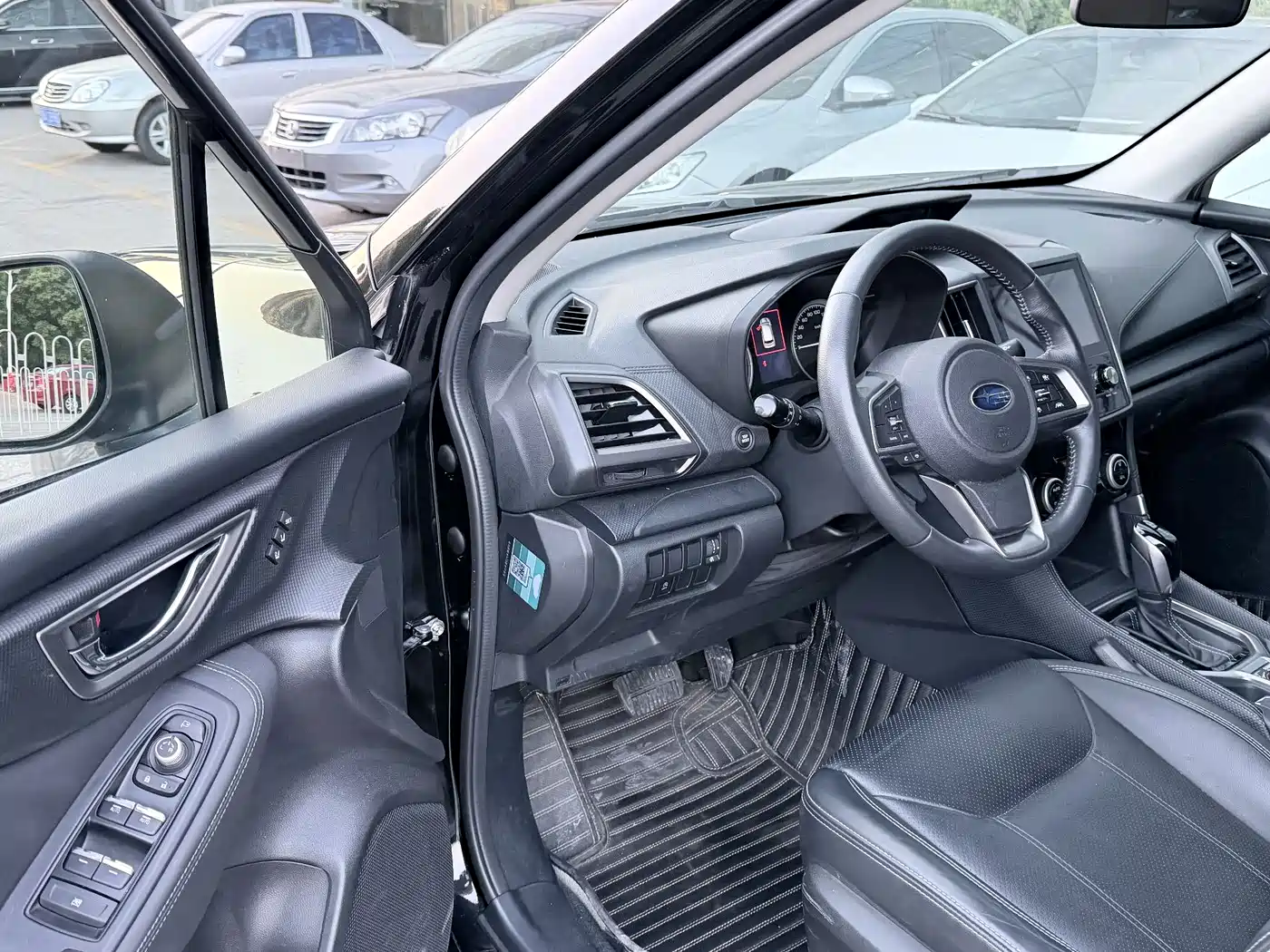 Subaru Forester 2021 2.0i Luxury Edition with EyeSight фото 3