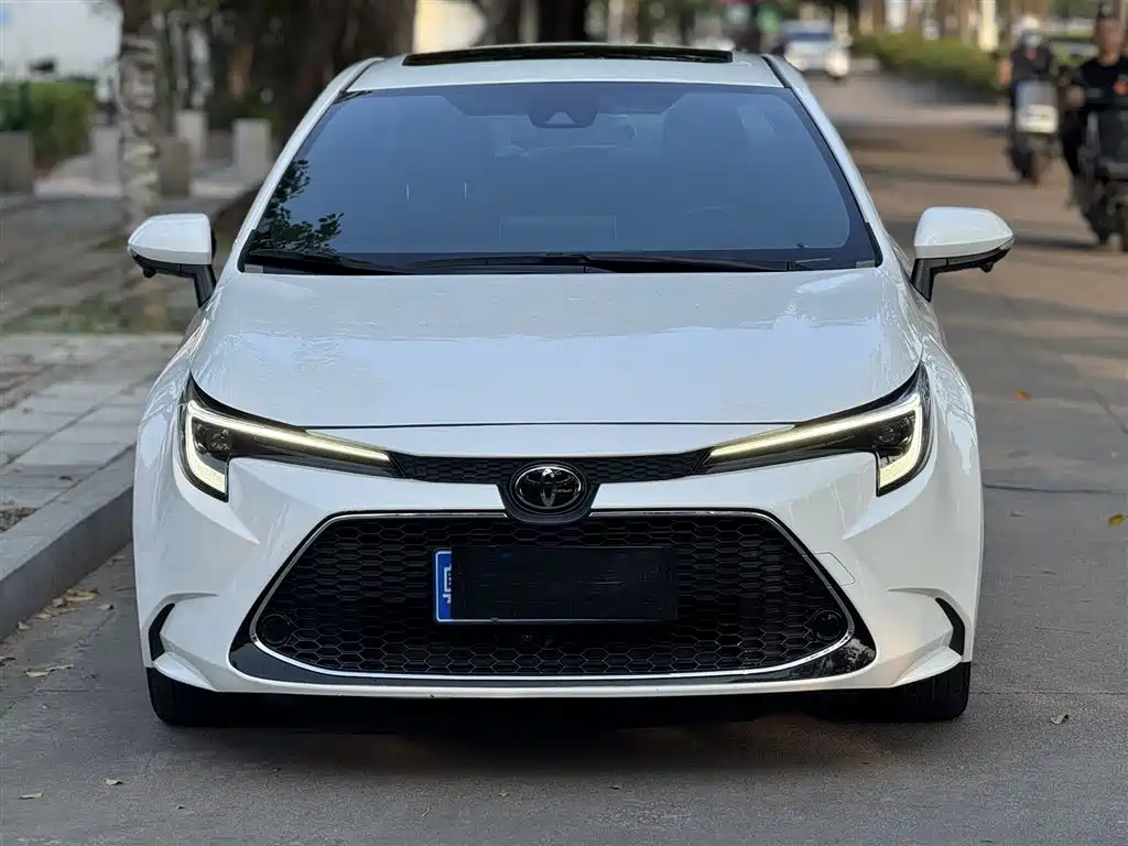 Toyota Levin 2023 185T CVT Luxury фото 3