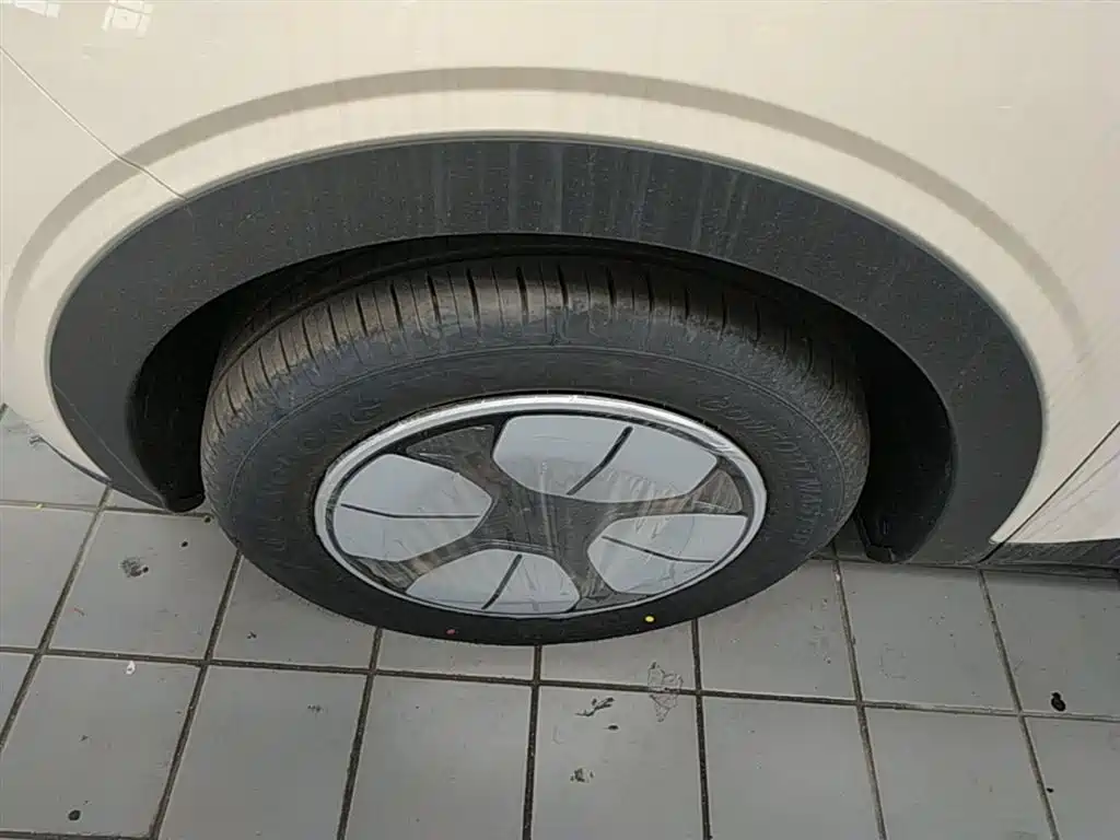 Geely Galaxy Starry Wish 2026 Edition 310km Youth Version фото 23