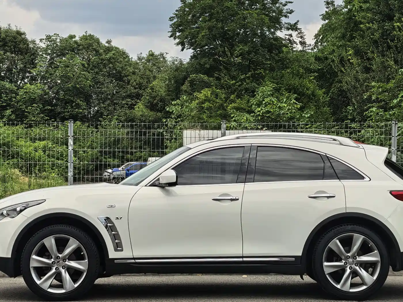 Infiniti QX70 2016 2013 3.7L Standard Edition