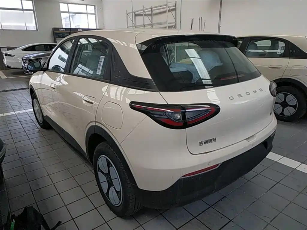 Geely Galaxy Starry Wish 2026 Edition 310km Youth Version фото 5